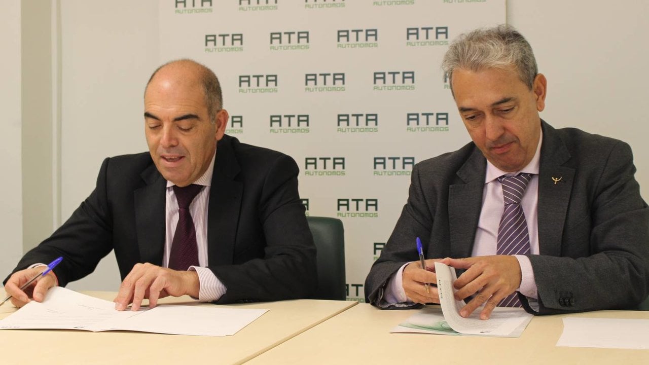 ATA renueva su acuerdo con los 40.000 autónomos de los colegios profesionales de Canarias.