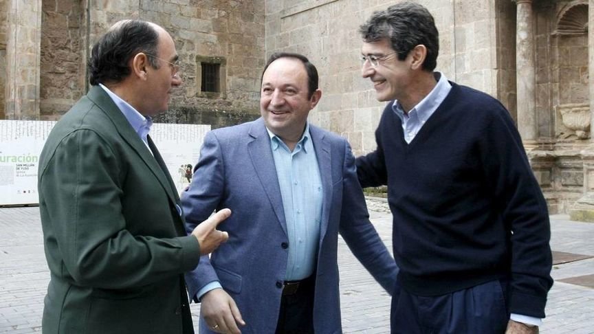 Mariano_Rajoy_Brey-Luis_de_Guindos-Cataluna-Politica_286237125_66348599_864x486