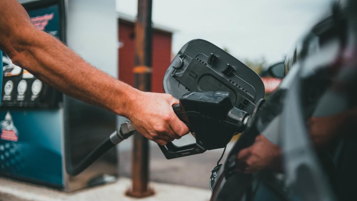 Dos formas de contabilizar la gasolina