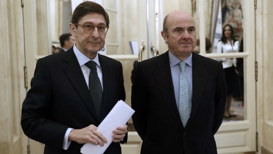 El presidente de Bankia, José Ignacio Gorigolzarri, y el ministro de Economía, Luis de Guindos.
