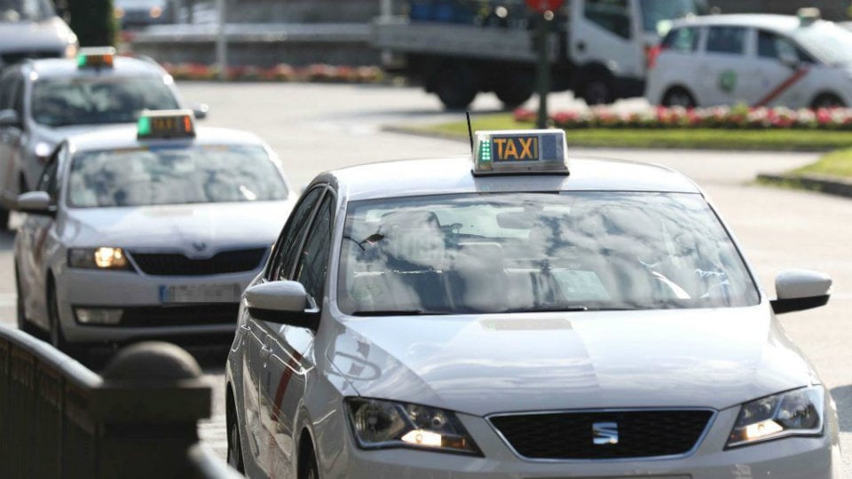 Ayudas municipales para el sector del taxi.
