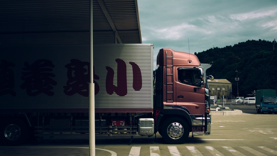 logística_transporte_camión