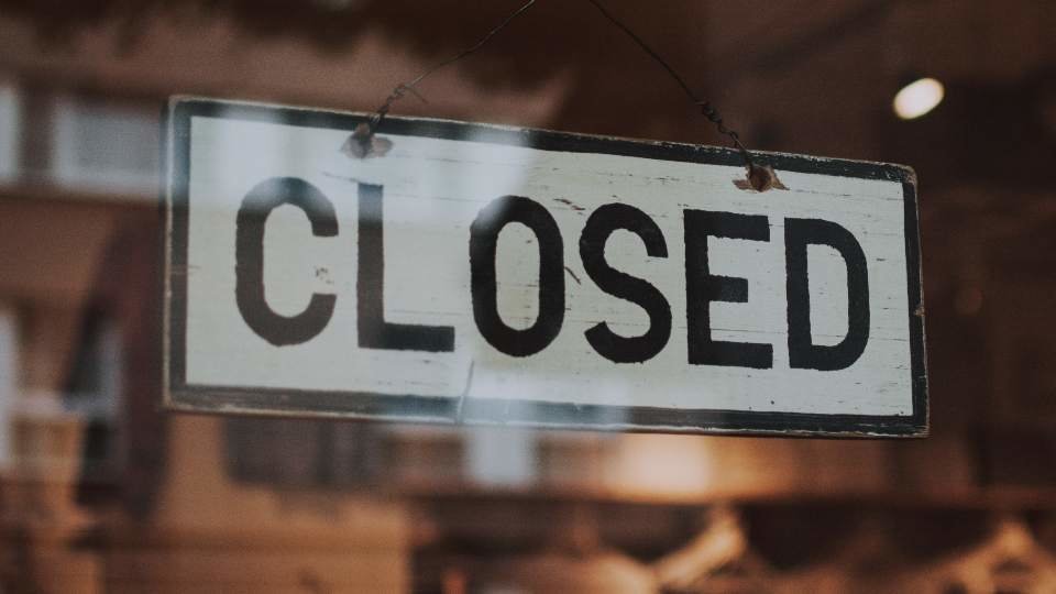 negocio-cerrado-closed