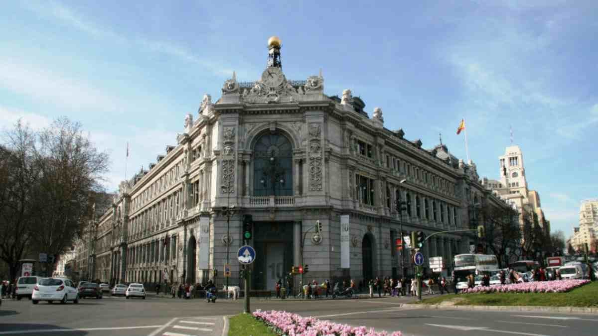 Fachada del Banco de España