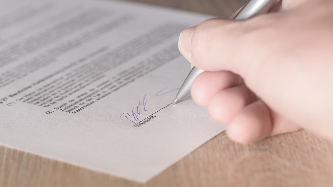 Los abogados alertan sobre las consecuencias para los autónomos de aprobar los “despidos a la carta”.