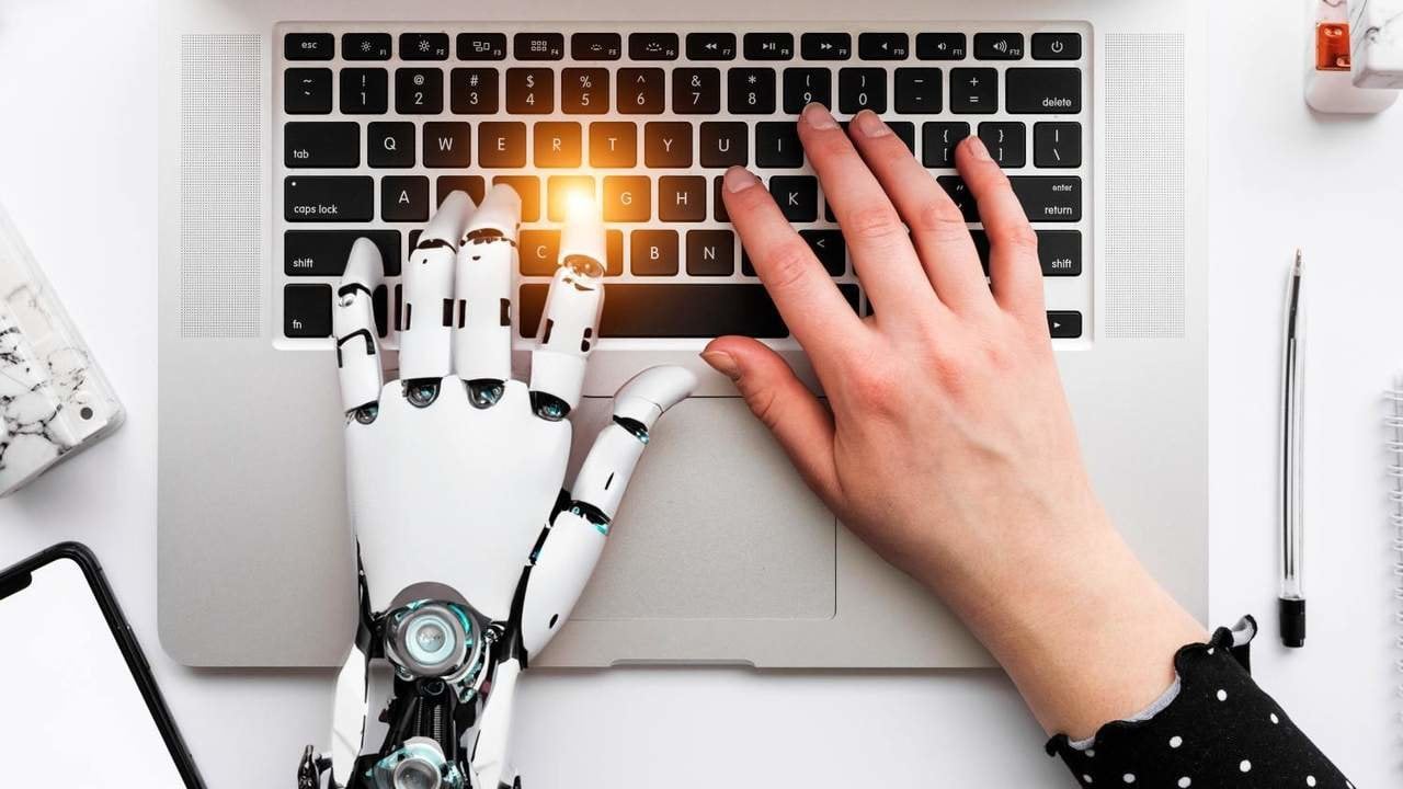 Las principales herramientas de Inteligencia Artificial que ayudan a los autónomos en su actividad.