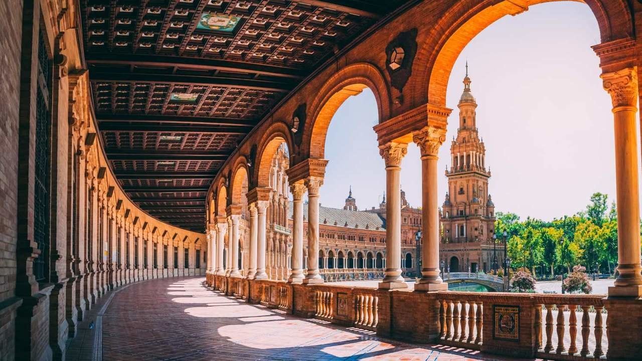 El Ayuntamiento de Sevilla ofrece a los autónomos de la ciudad 40 nuevos cursos gratuitos.