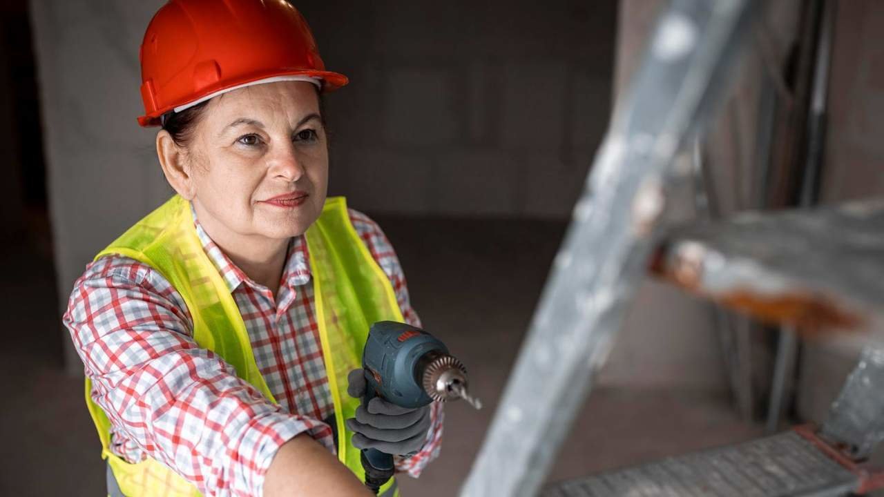 Aumenta el número de mujeres dedicadas a la Construcción, aunque siguen siendo menos del 12%.