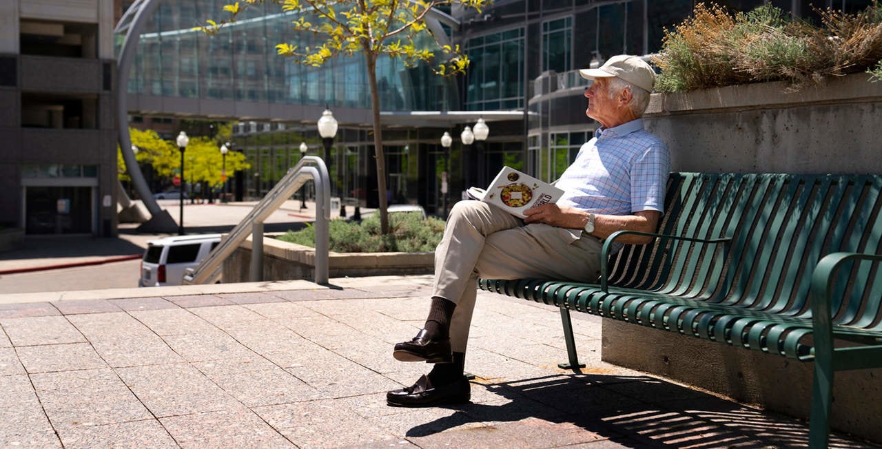 Ibercaja lanza una campaña para impulsar el ahorro en planes de pensiones para autónomos.