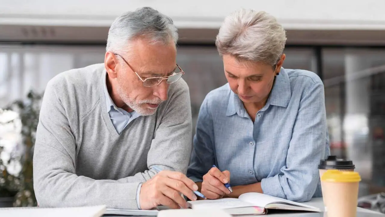 Los negocios pueden deducir en Sociedades las pensiones que pagan a sus administradores.