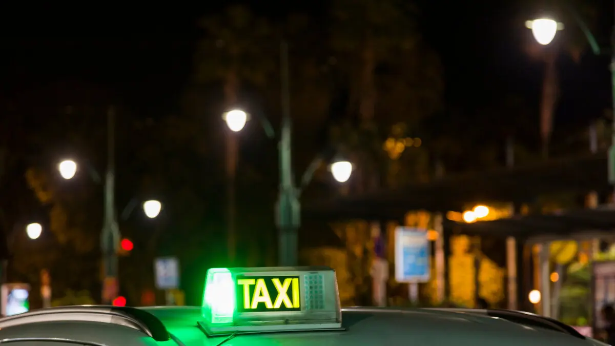 luces-de-la-ciudad-de-noche-2