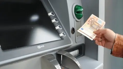 Cajero Autom&aacute;tico