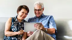 Los planes de pensiones p&uacute;blicos ofrecen ventajas a los aut&oacute;nomos .