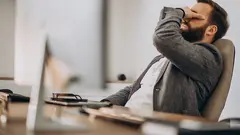 Informe Randstad: la mayor&iacute;a de los trabajadores convive con el estr&eacute;s laboral y los aut&oacute;nomos a&uacute;n m&aacute;s.