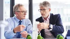 Two architect talking about new solutions