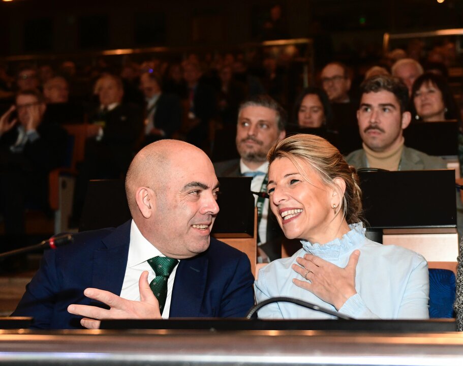 El presidente de ATA, Lorenzo Amor, y la ministra de Trabajo y Economía Social, Yolanda Díaz, durante la Asamblea General de la Federación este lunes en Madrid.