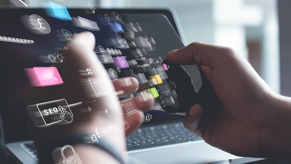 El fraude online incluye productos inexistentes, cobros no autorizados por falsos envíos, sorteos fraudulentos…