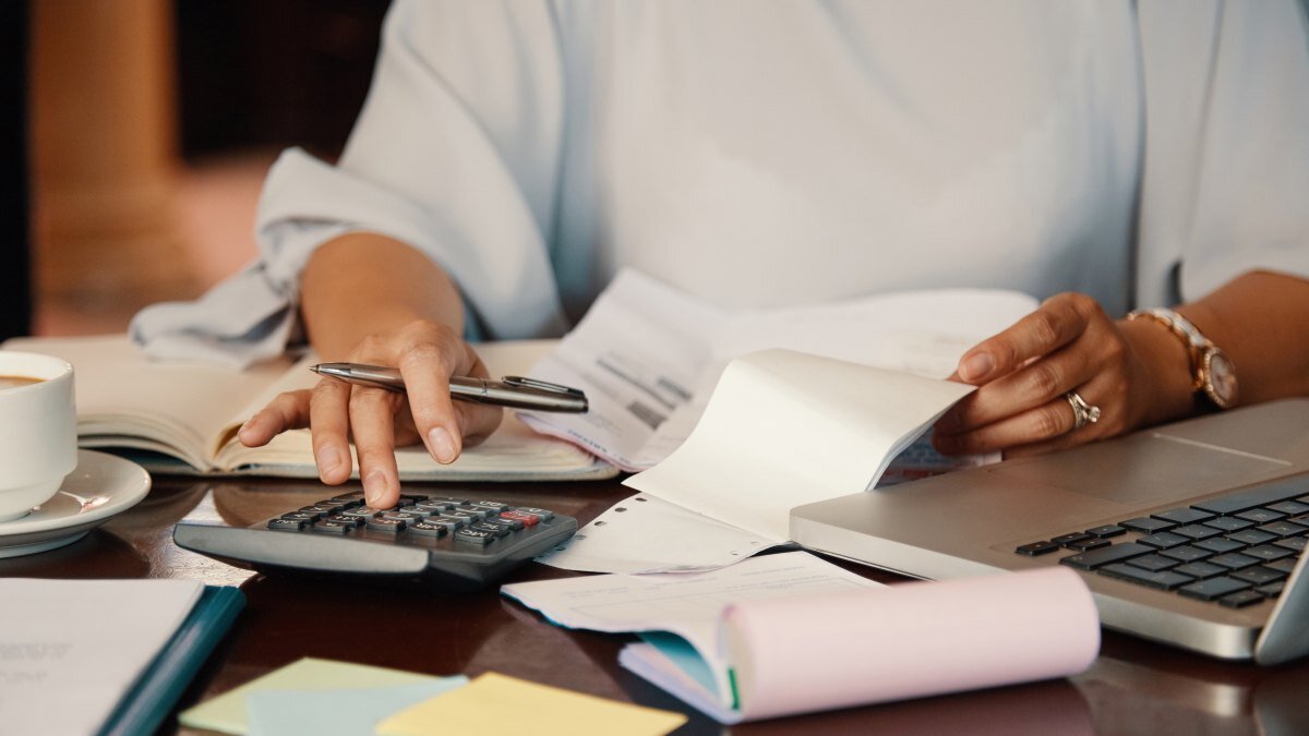 Los autónomos pueden elegir entre varias formas de pago del IS, como Bizum o domiciliación
